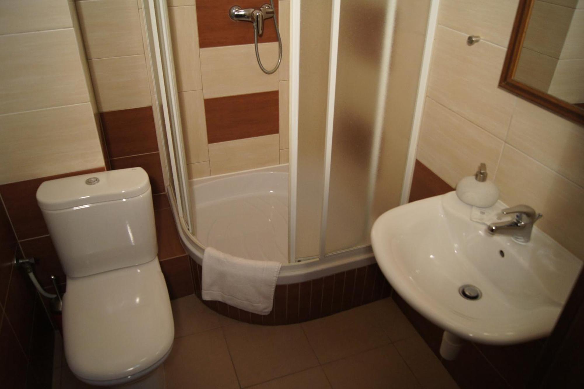 Hotel Pod Herbem -Pokoje Ozonowane Бялисток Стая снимка