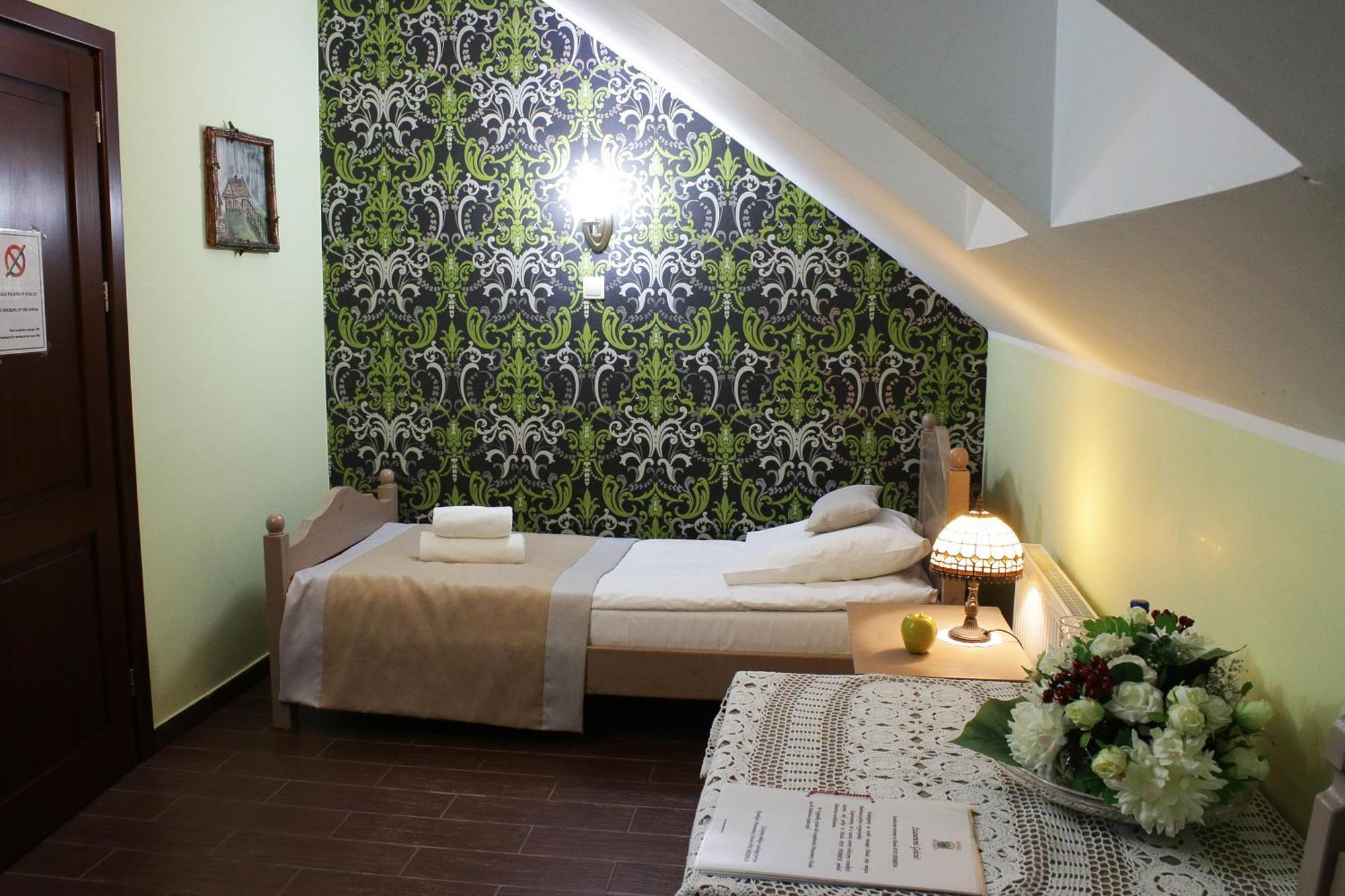 Hotel Pod Herbem -Pokoje Ozonowane Бялисток Стая снимка