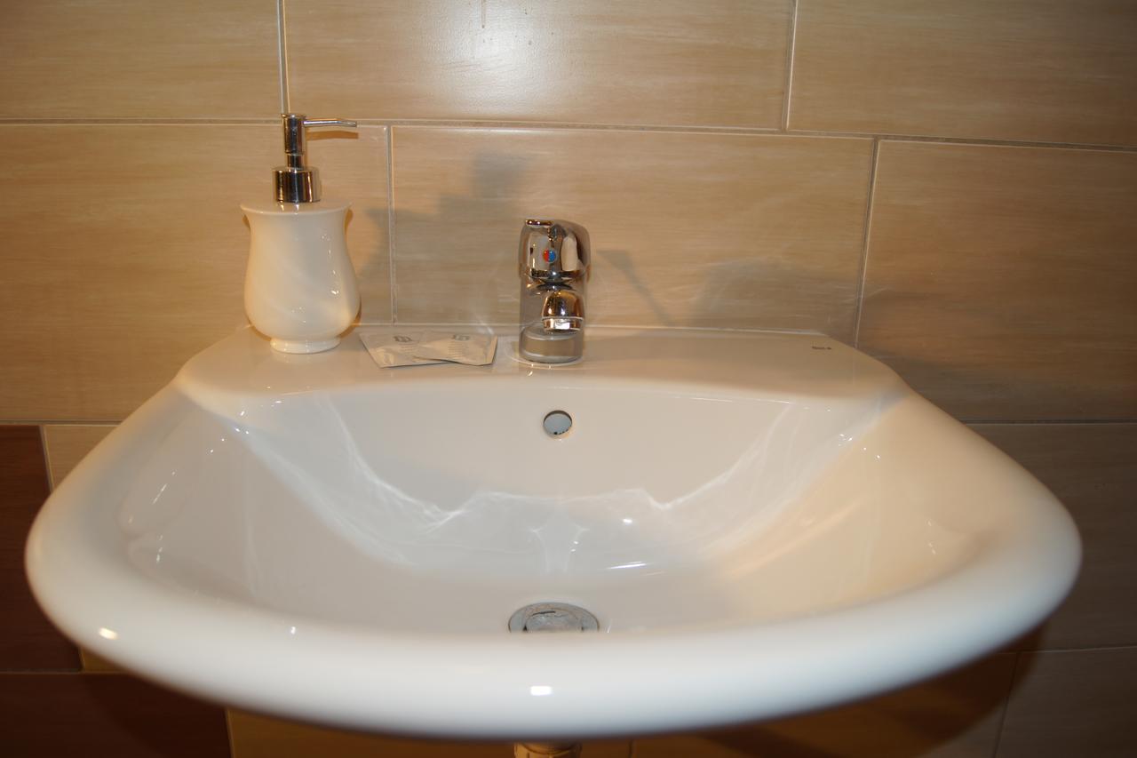 Hotel Pod Herbem -Pokoje Ozonowane Бялисток Екстериор снимка