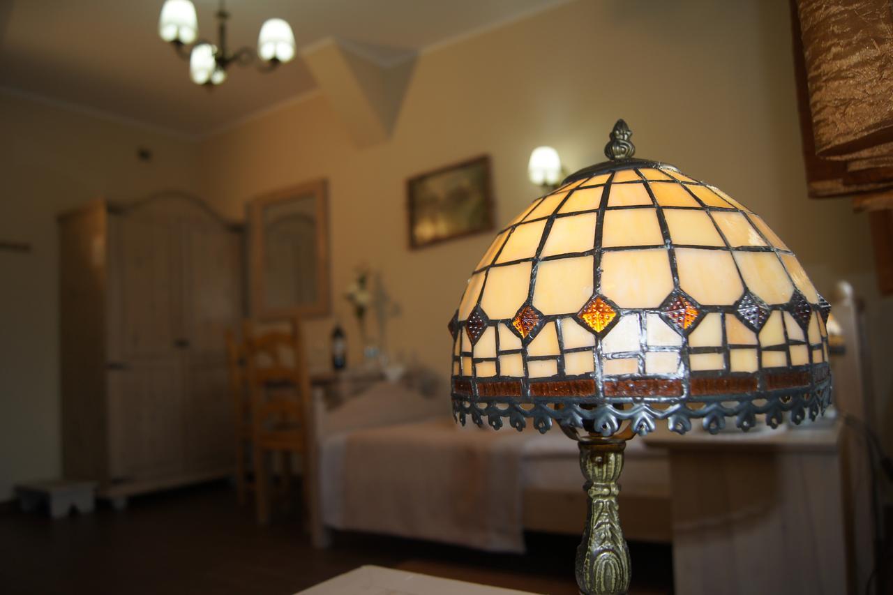 Hotel Pod Herbem -Pokoje Ozonowane Бялисток Стая снимка