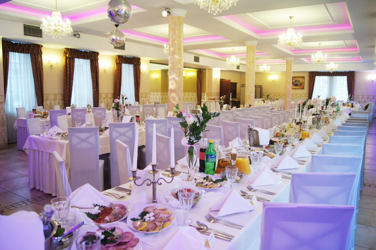Hotel Pod Herbem -Pokoje Ozonowane Бялисток Екстериор снимка