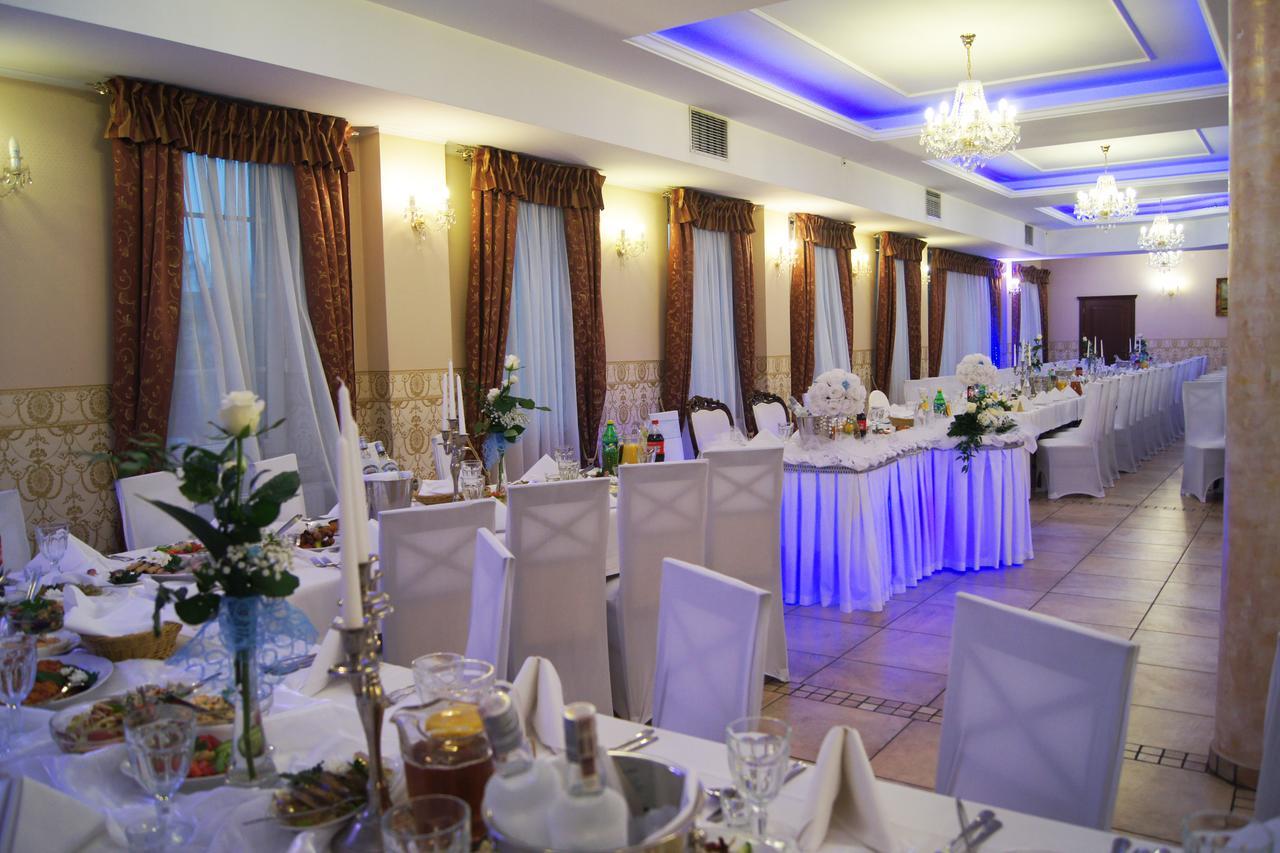 Hotel Pod Herbem -Pokoje Ozonowane Бялисток Екстериор снимка